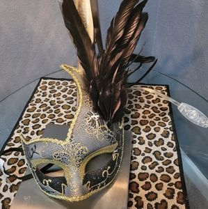 Very Classy Masquerade Mask.   Brand new, never worn.